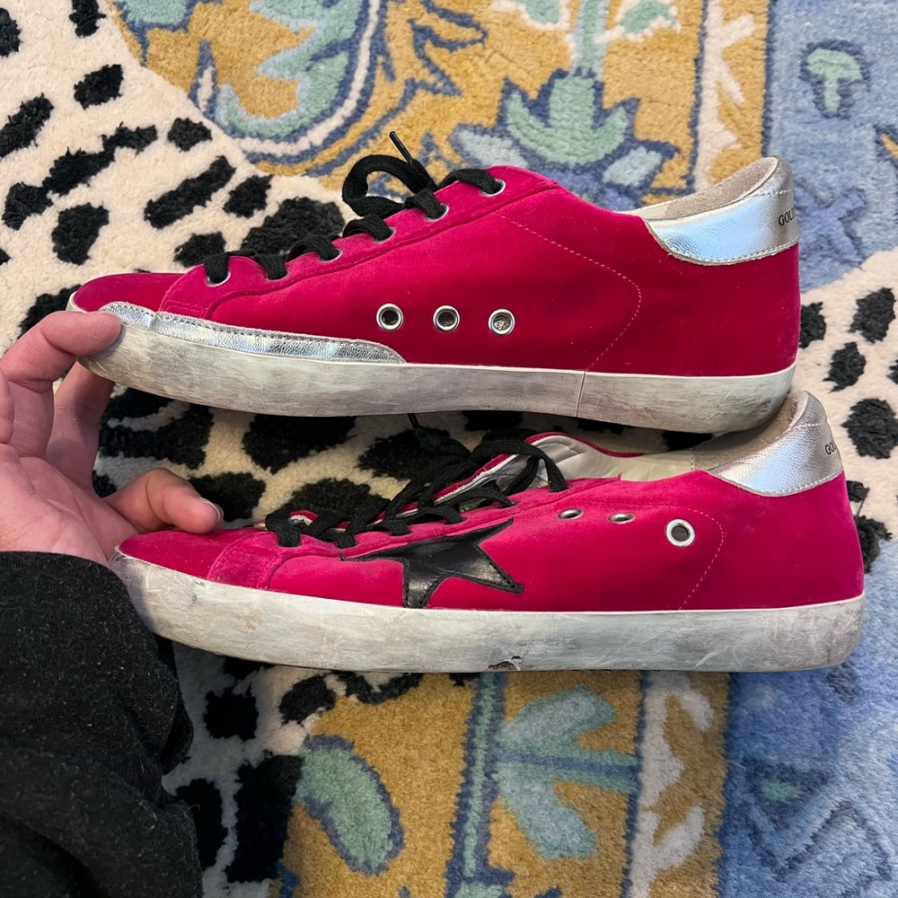 Golden Goose Hot Pink Suede Sneakers with Black Star - Picture 4 of 11